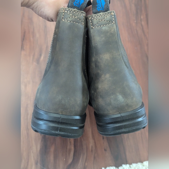 Blundstone Olive Green Chelsea Winter Boots - Picture 11 of 15